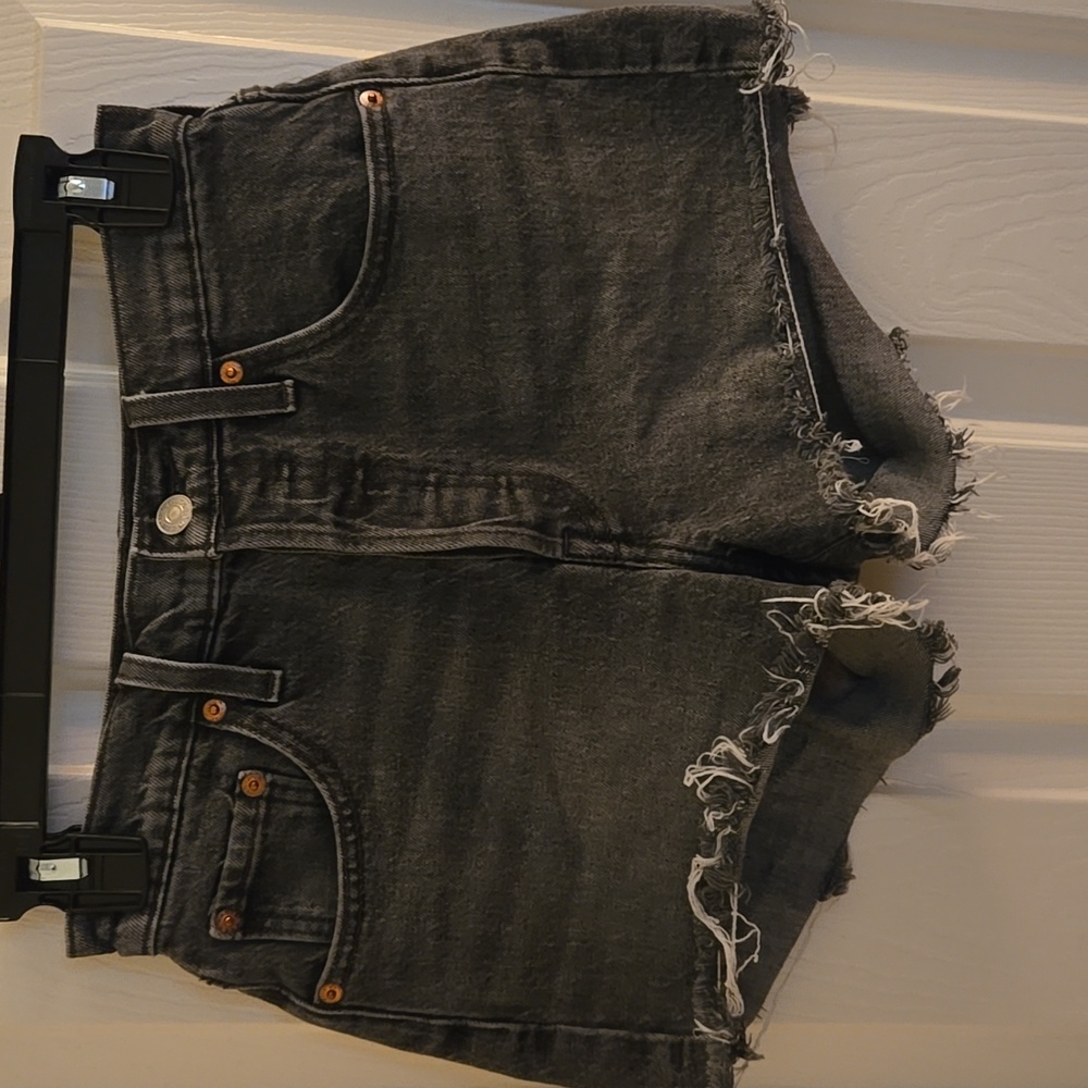 Levi 501 Shorts. Size Size W25 color gray